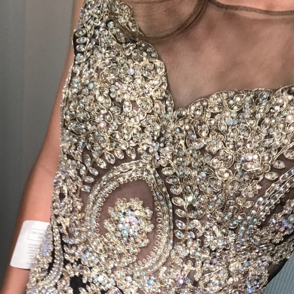 Black and gold prom dress beaded - Picture 3 of 4